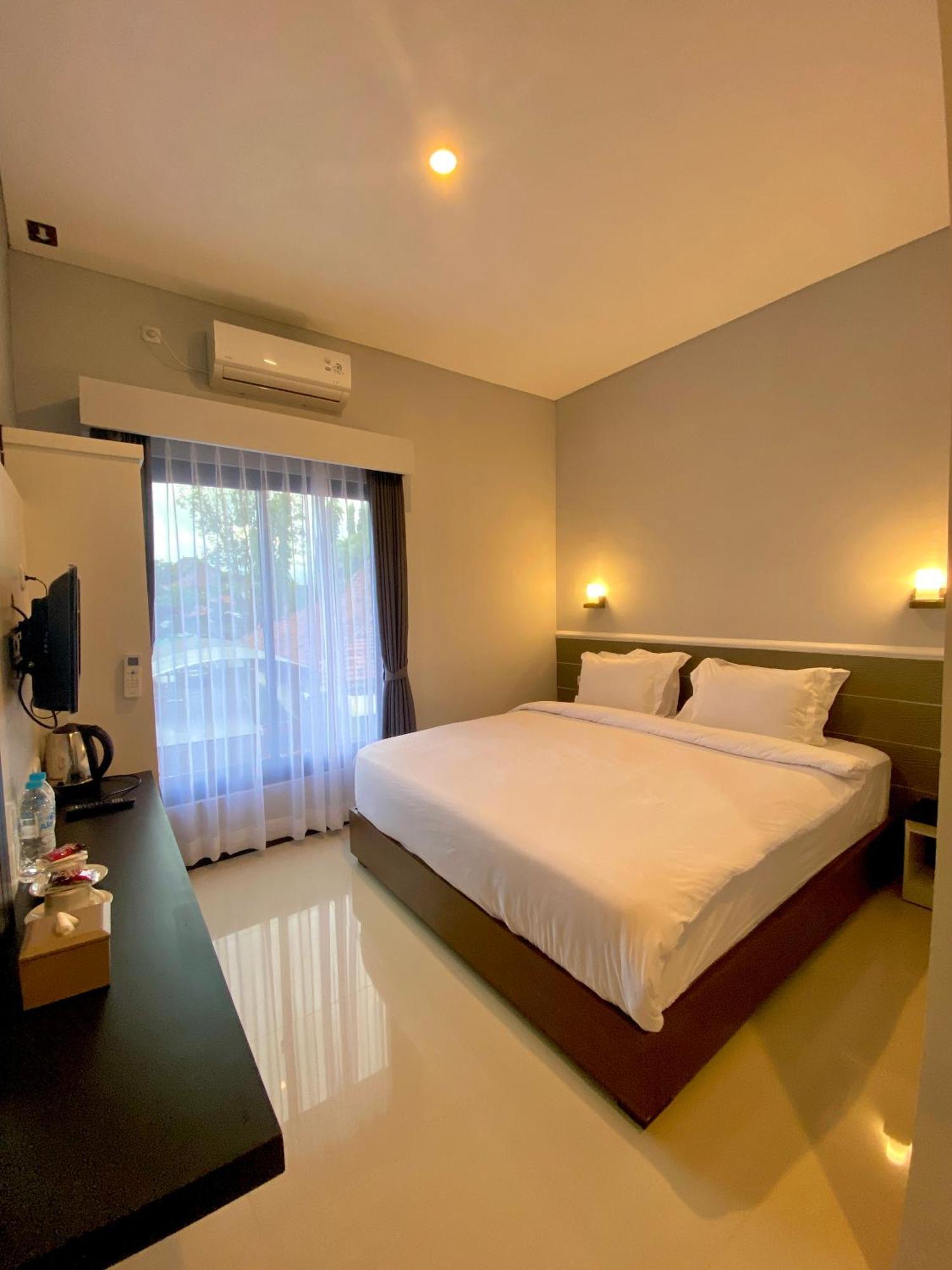 B Syariah Guest House Lumajang Oda fotoğraf